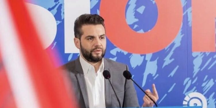 Grigels Muçollari : 12 vite korrupsion i mbyll duke vjedhur një program