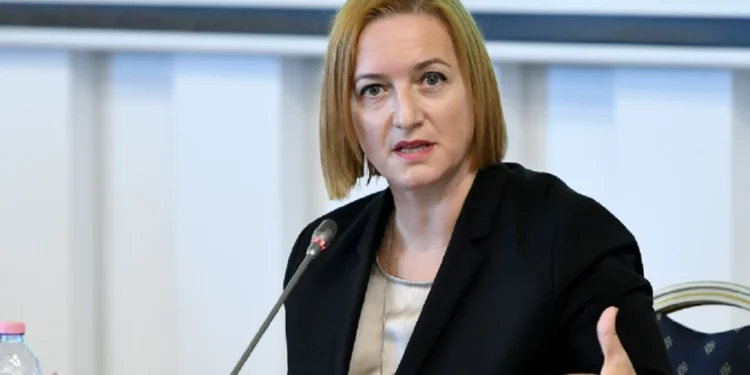 Fileto me salmonelë, Denaj: Nuk bëhet politikë me ushqimin