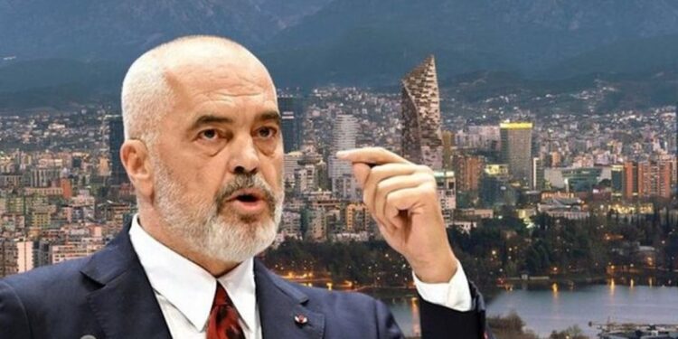 Prokurorë të shkarkuar, skafistë, mashtruesë dhe të dënuar/ Ja kush janë ndërtuesit e kullave të Ramës