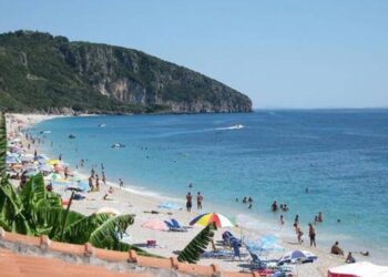 Të huajt FLUKS prenotimesh në Himarë, më 2 maj çelet zyrtarisht sezoni turistik