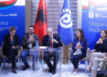 Berisha: Rama kërkon mandat tjetër që të pasurohet më shumë vetë, të pasurojë më shumë sojin dhe oligarkët e tij