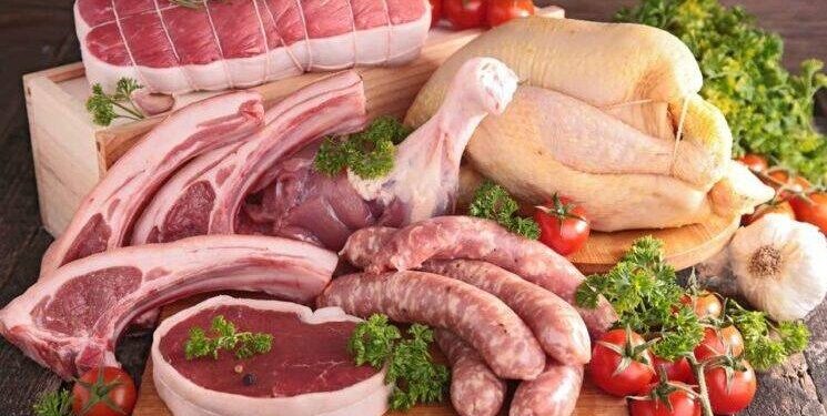 Skandali i salmonelës, ish-ministri: Mishi i ndotur vazhdon të shitet në markete