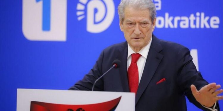 Berisha i përgjigjet Ramës për ‘non grata-n’: Blinken pritet të dalë para drejtësisë amerikane