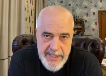 ‘Të ka ardhur ngordhja…’ Qytetarët masakrojnë në rrjet kreun e Rilindjes