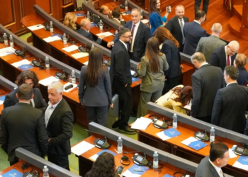 Kosova pa qeveri! Dështon për të dytën herë Seanca për konstituimin e Kuvendit