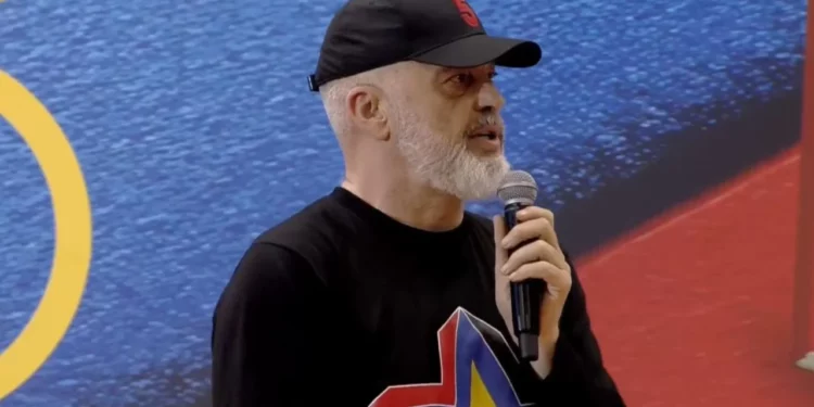 Rama: Gjysma e burrave shqiptarë janë çyrykë