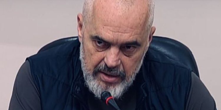 Kush është Çyryk? Paloka poston foton e kartelës së Ramës kur ishte në spitalin psikiatriak