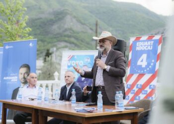 ”Rubiku meriton më shumë”, Eduart Ndocaj vijon me takimet elektorale: Është detyra jonë që ta kthejmë në “jetë” këtë qytezë