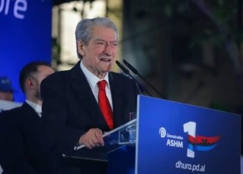 Berisha: Mesatarja për universitet hiqet në shtator! 30 mijë euro për çiftet e reja që të paguajnë interesin e kredisë