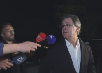 “Do t’ju hamë të gjallë”, tërhiqet Alizoti: Jam bërë vegjetarian, ha sallatë me çik Ramë!