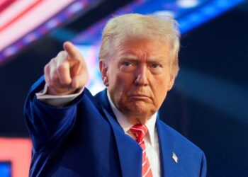 Sulmet bombarduese në Ukrainë/ Trump e KRITIKON ashpër: Putin “po luan me zjarrin”