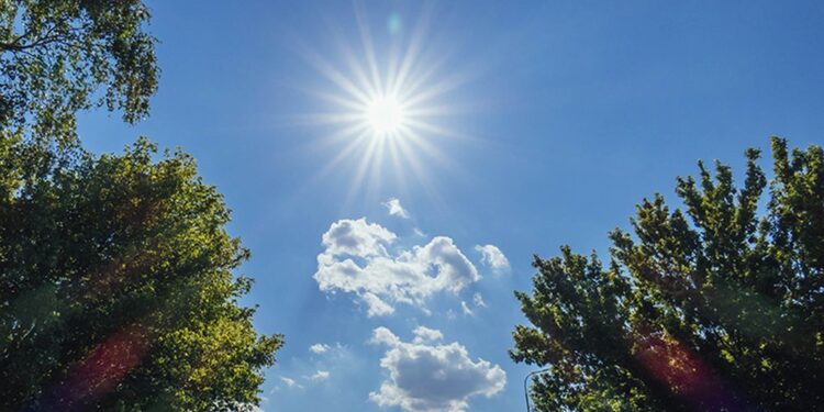 Përgatituni për plazh! Temperaturat deri në 30 gradë Celsius, parashikimi i MOTIT për sot
