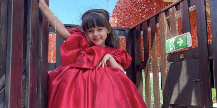 Sofia, feston ditëlindjen e pestë, fryti i parë i dashurisë së këngëtares Ilda Mërkuri me biznesmenin Agron Luka!