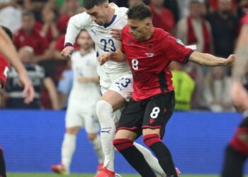 Penalltia e humbur nga Manaj, Asllani nuk ‘fshihet’: Doja ta gjuaja unë