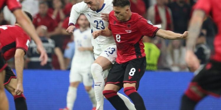 Penalltia e humbur nga Manaj, Asllani nuk ‘fshihet’: Doja ta gjuaja unë