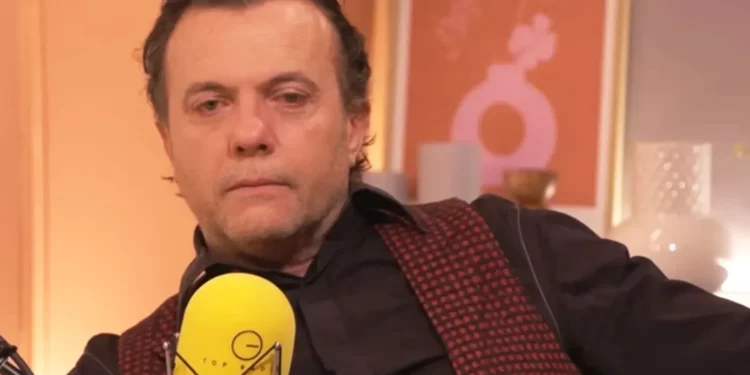 Laert Vasili zbulon historinë me motrën