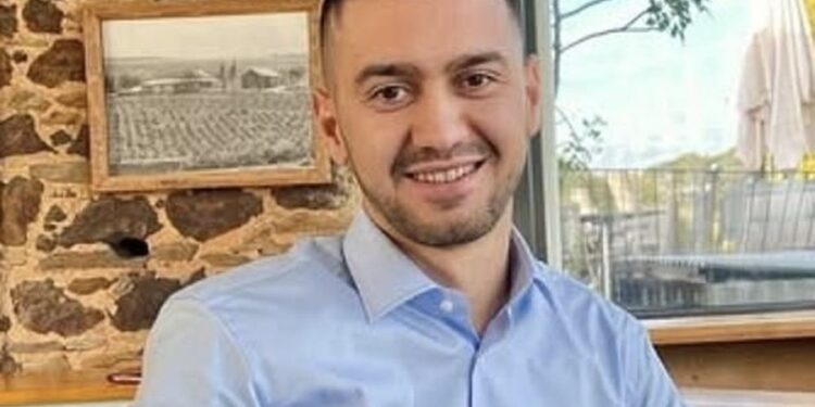 E TRISHTË/ Skuadra e priste për ndeshje, i jep fund jetës futbollisti shkodran duke u hedhur nga kati i 8-të i pallatit