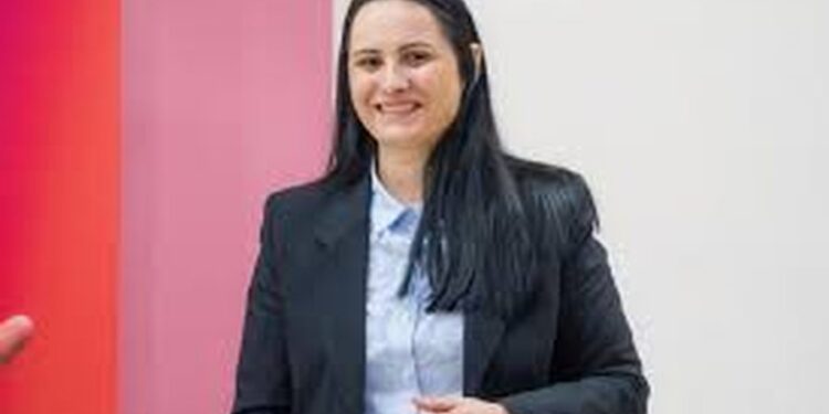 Maldrita Bardho heq dorë nga mandati i deputetes, vendin në Kuvend e merr Zegjine Çaushi