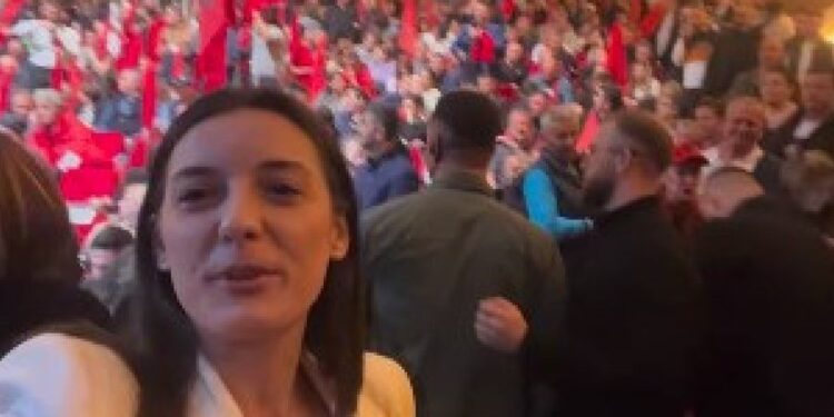 Bardho i dhuroi Çaushit mandatin e deputetes! Si shihet ky vendim nga ana e KQZ-së?