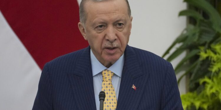 Erdogan thirrje botës perëndimore për GAZËN: Bashkohuni në anën e njerëzimit!