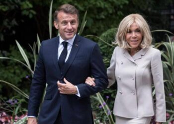 “Ka lindur mashkull”, Macron dhe bashkëshortja nisin betejë ligjore kundër shpifjeve për identitetin e Brigitte