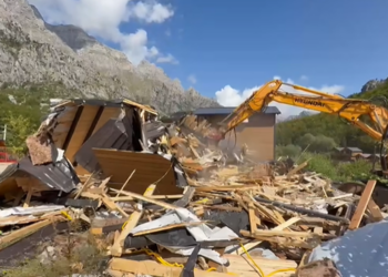 Pas Thethit, vijon shembja e bujtinave edhe në Valbonë