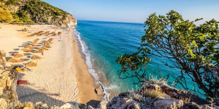 Mëngjesi i freskët, por me diell/ Parashikimi i MOTIT sot në 1 Tetor