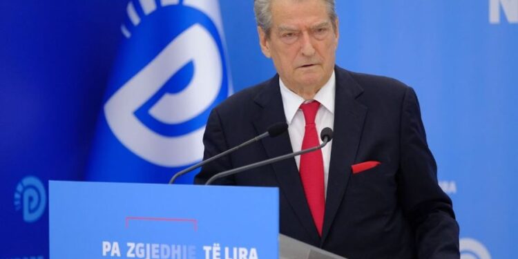 Berisha: Pabarazia gjinore dhe narkoregjimi, kërcënim kryesor për gratë në Shqipëri