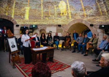 Homazh për 125-vjetorin e ndarjes nga jeta të Naim Frashërit/ Prof. as. dr. Rovena Vata Mikeli referon mbi figurën dhe veprën e poetit kombëtar