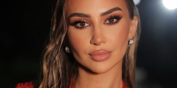 FOTOT para se të futej në Portokalli, Luizi i nxjerr “të palarat” Kiarës