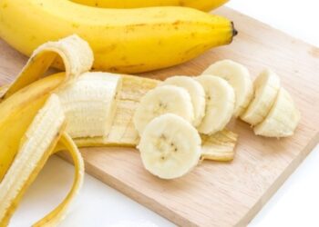 A duhet ngrënë bananja në mëngjes?
