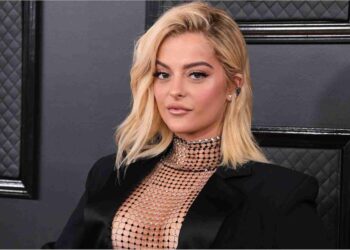 Bebe Rexha SHPËRTHEN ndaj komentueses: “Në këtë mes ti je….”
