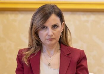 Tabaku nga tregu i djegur i “5 Majit”/ Bizneset familjare s’mund të lihen vetëm, shteti të reagojë