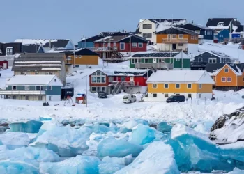 Kongresmeni amerikan paraqet projektligjin për ta bërë Grenlandën shtetin e 51-të