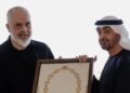 Edi Rama mbetet pa fjalë në Abu Dhabi, Presidenti Al Nayan e nderon me medaljen më të lartë të Emirateve