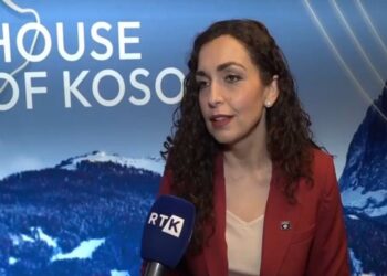 Vjosa Osmani nga Davosi: Pjesëmarrja e Kosovës në Bordin e Paqes, tregues i vlerësimit nga SHBA