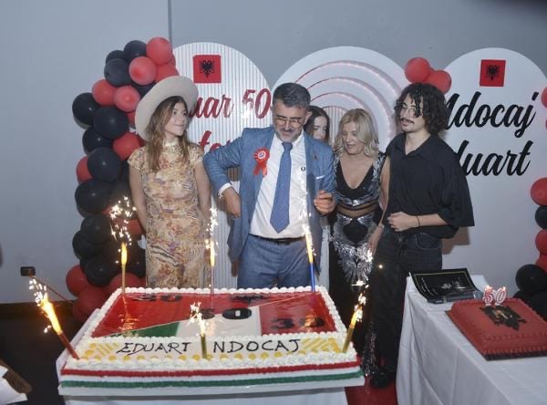 Eduart Ndocaj feston 20-vjetorin e djalit Kevin, mesazh prekës dhe plot krenari prindërore