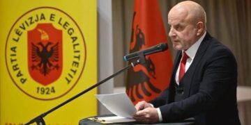 PLL dorëzon paketën për reformën zgjedhore, Axhami: Legaliteti tashmë një zë i konsoliduar në të djathtën shqiptare