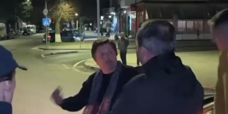 “Më çoni në shtëpi”: Gruas i bie të fikët në rrugë