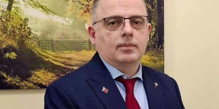 Nga Milaim Nela: Dy “vëllezërit” (Rama-Vuçiç), “shantazhojnë” Gjermaninë dhe Europën