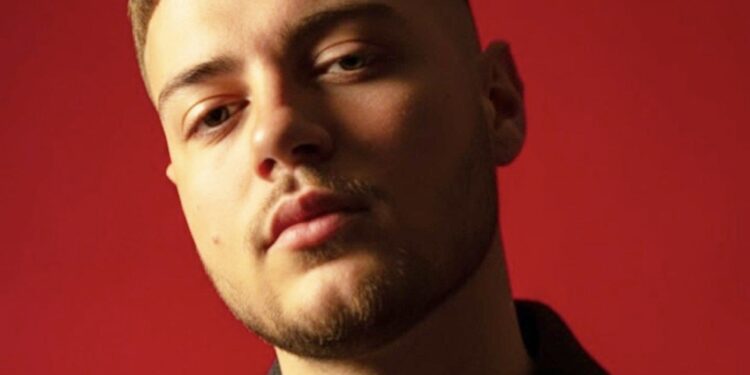 Jurgen Gjoni, një zë i ri që sjell emocion dhe shpresë në poezi