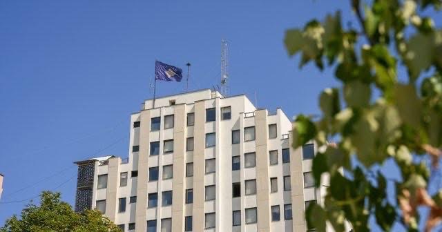 ‘Kosova është Serbi’! Vandalizohet Ambasada e Kosovës në Berlin