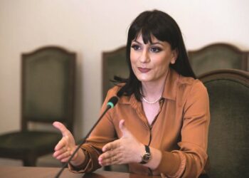 Nada Meçorapaj fiton bindshëm në garën për drejtimin e PD në Vlorë