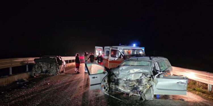Aksident tragjik në aksin rrugor Vlorë–Kotë