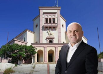 Kryelegalisti Axhami ngre alarmin: Ndërtimet pranë Vilës së Mbretit Zog rrezik për trashëgiminë kombëtare