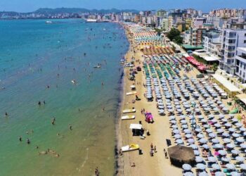Bregdeti rrit çmimet e apartamenteve. Interesi i të huajve i lartë!