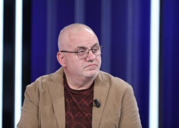 “Janë vjedhur 15 ton kokainë në Shqipëri” – Artan Hoxha plas “bombën”: Karteli i fuqishëm ka vendosur 30 milionë euro pagesë për vrasjen e grabitësve