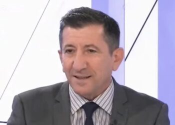 Nga dëgjesat qytetare te bulevardi/Reflektim personal-politik mbi zërin qytetar që po ngrihet në Shqipëri