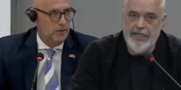Martin Henze:”Shqipëria nuk mund të hyjë në BE me autokratin Rama dhe me këtë qeveri”